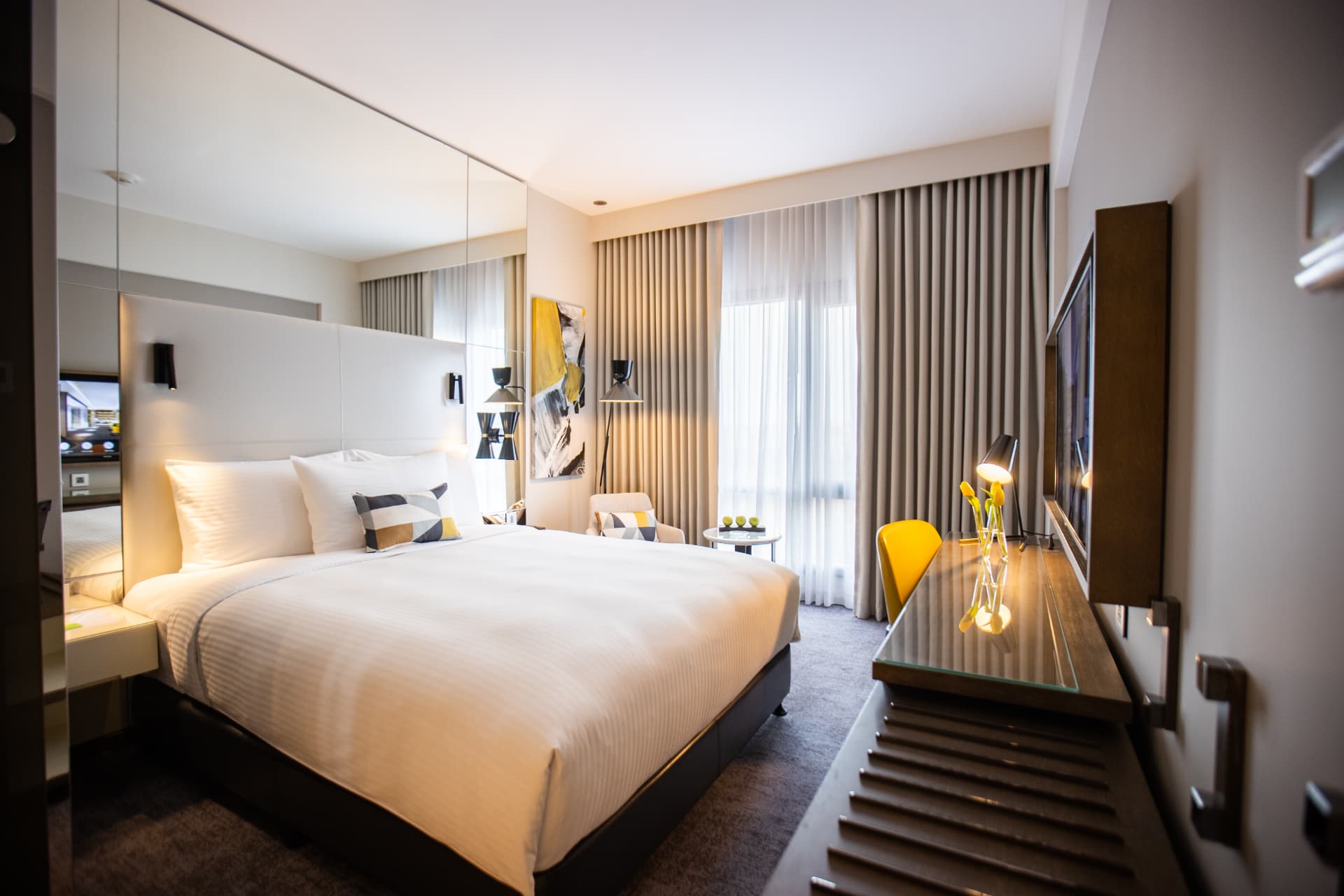 Centro Mada Amman hotel guest room
